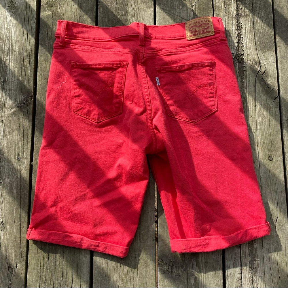 Long Red Levi’s Shorts - Picture 4 of 6